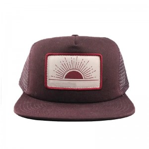 Factory Wholesale Sponge Net Hat Customized Logo Embroidered Baseball Hat